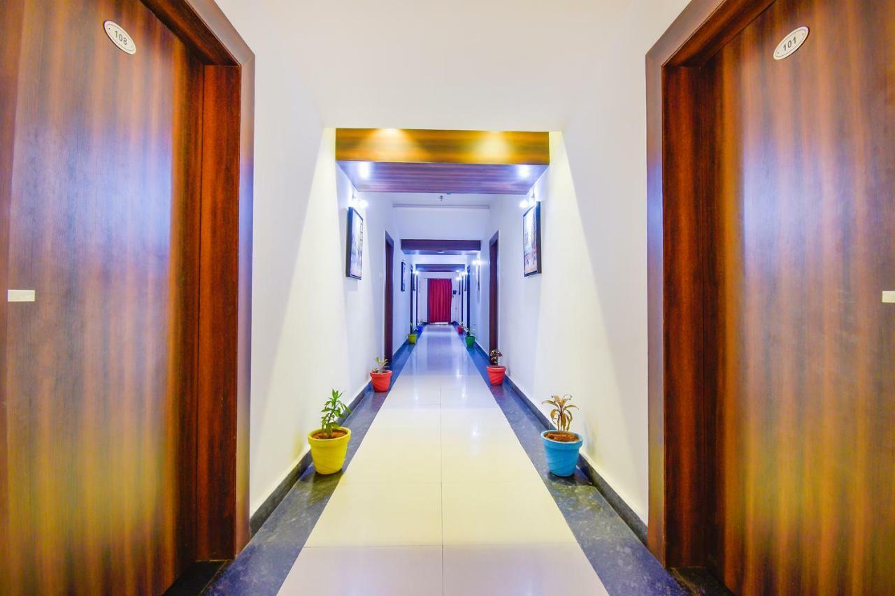 Fabhotel Pentagon Next - Bhubaneswar Railway Station Exterior photo